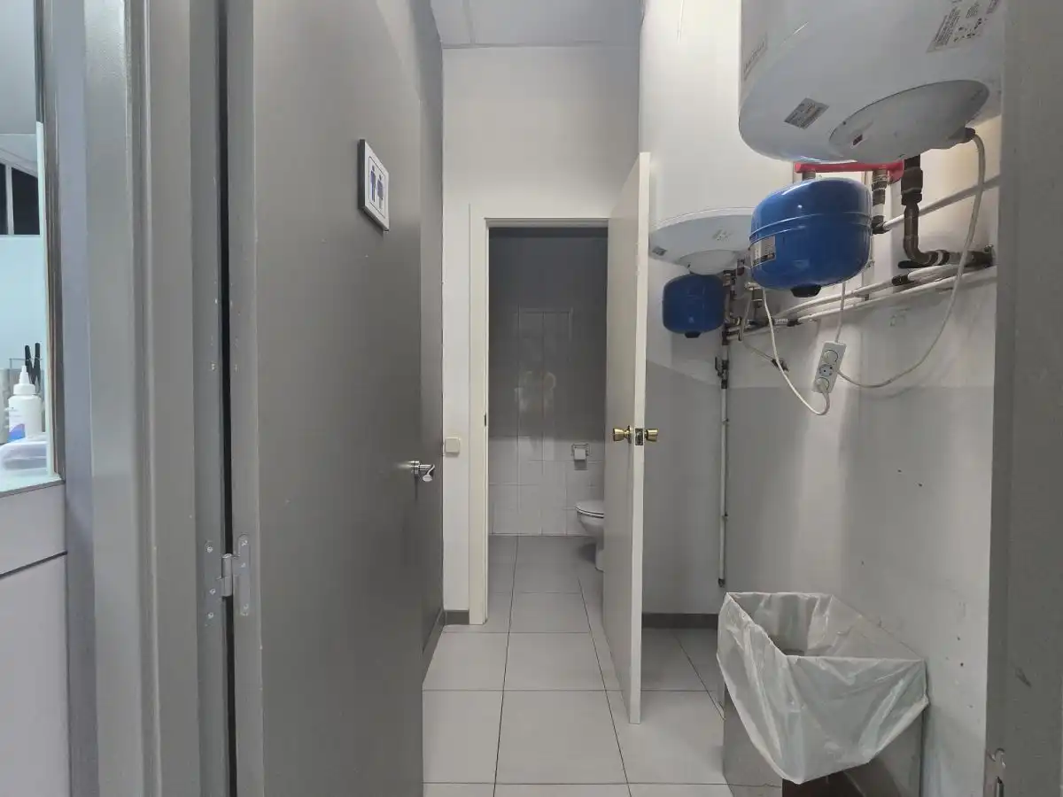 Business premises for sale in corro, imagen 10