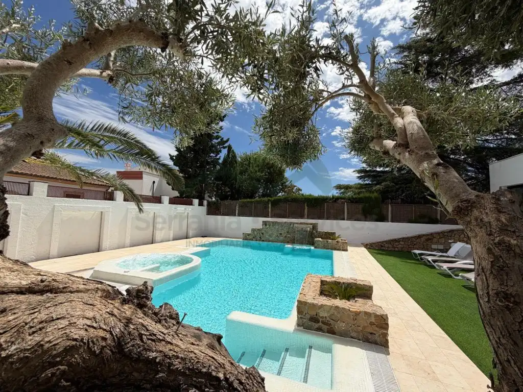 Piscina de Casa o xalet en venda en Ronda