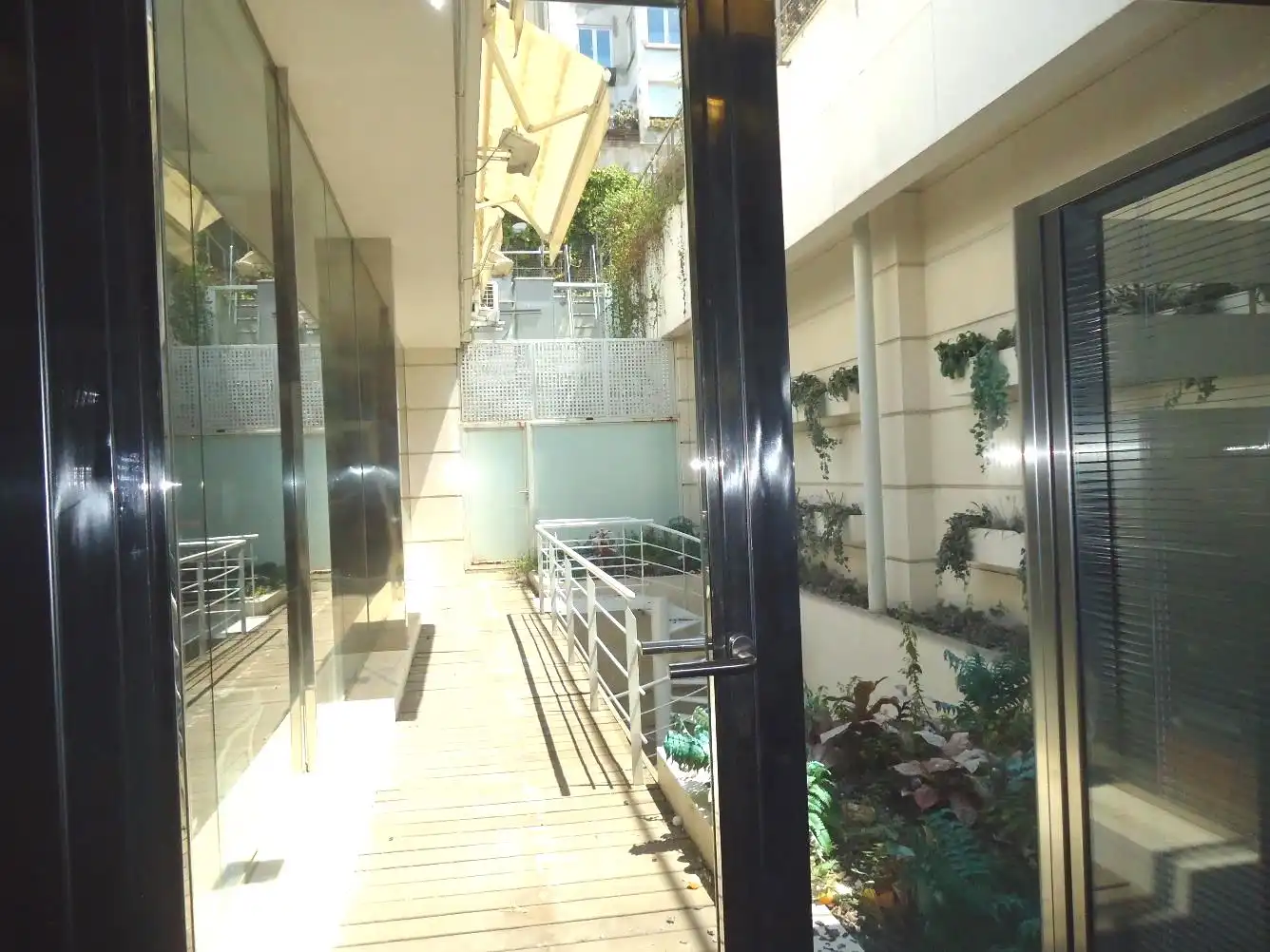 Oficina en venta en Barcelona con Aire acondicionado, Calefacción y Amueblado