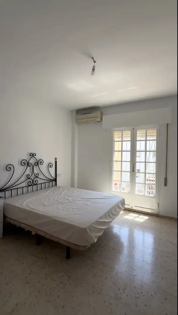 Dormitori de Casa o xalet en venda en Sanlúcar de Barrameda amb Jardí privat, Terrassa i Piscina