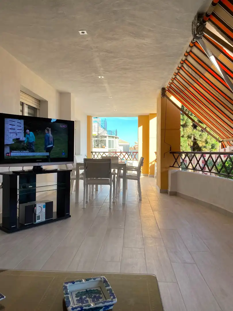 Terrassa de Pis de lloguer en Benalmádena amb Aire condicionat, Terrassa i Moblat