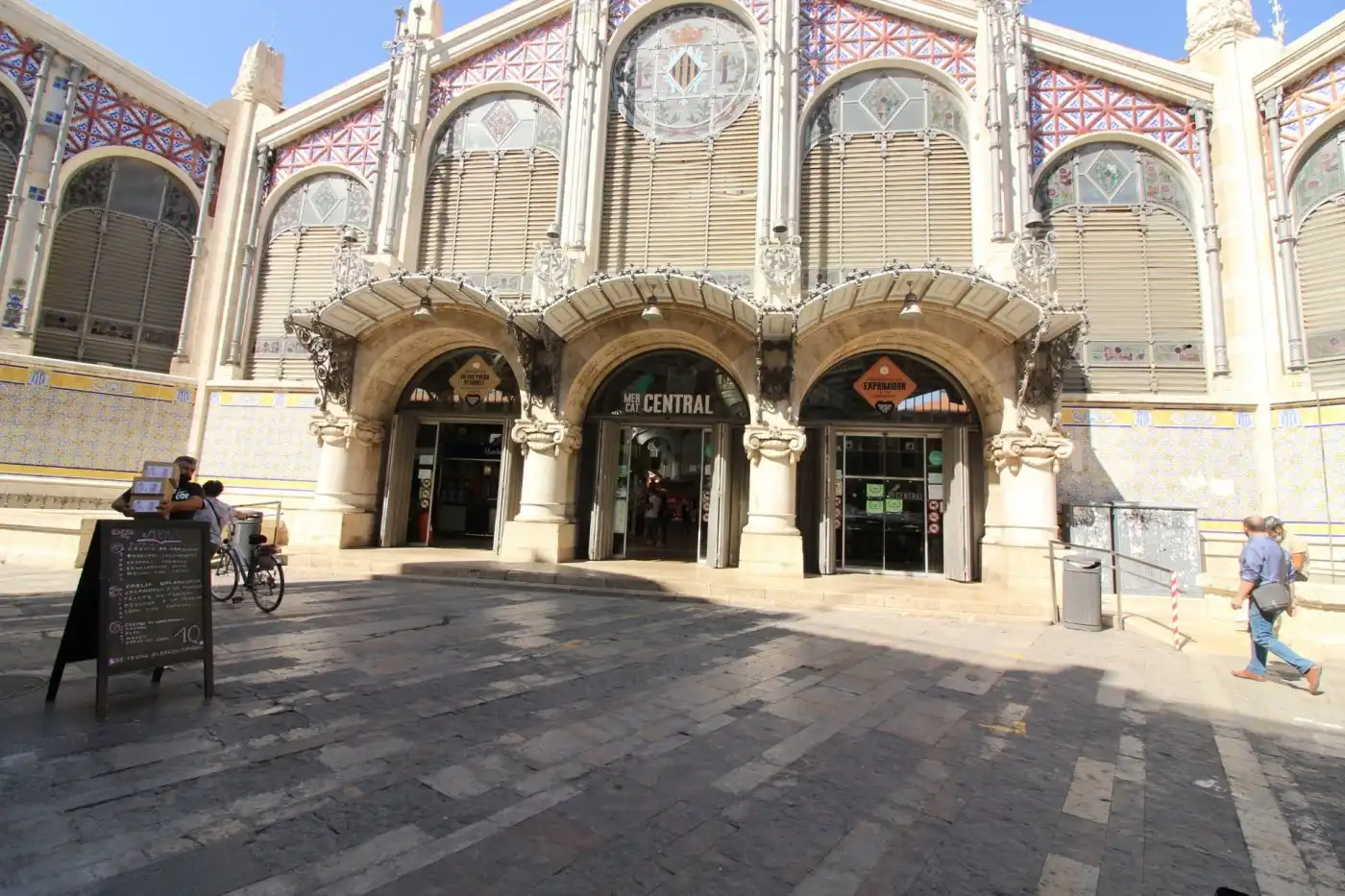 Vista exterior de Piso en venta en Valencia con Amueblado y Balcón