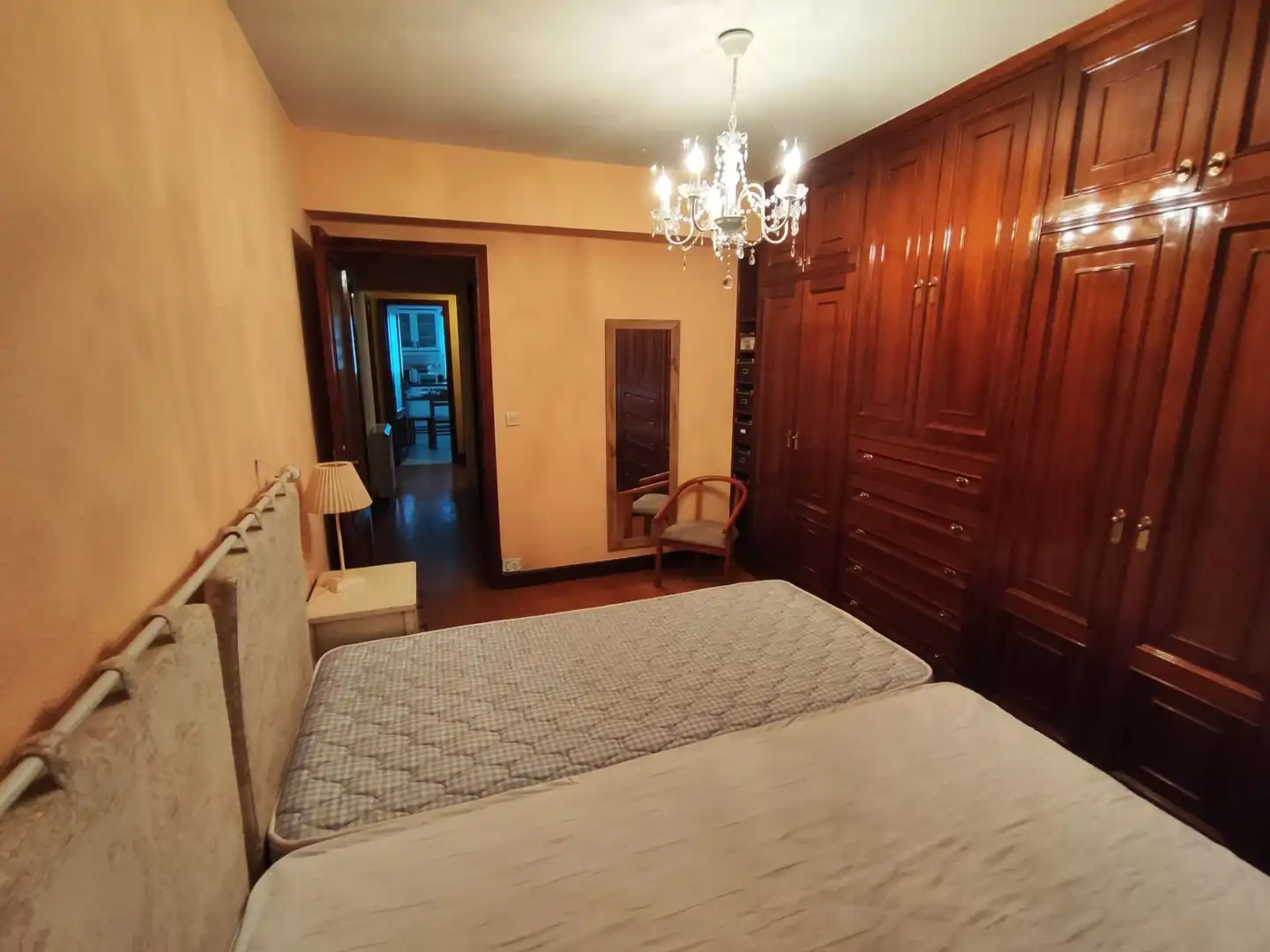 Habitación de Piso de alquiler en A Coruña Capital  con Calefacción y Amueblado