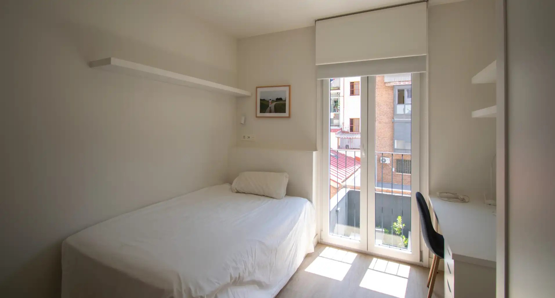 Dormitori de Casa o xalet per a compartir en Madrid amb Aire condicionat, Calefacció i Terrassa