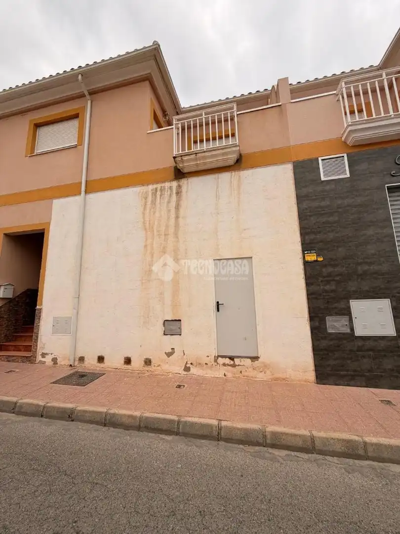Vista exterior de Local en venta en Pulpí pueblo