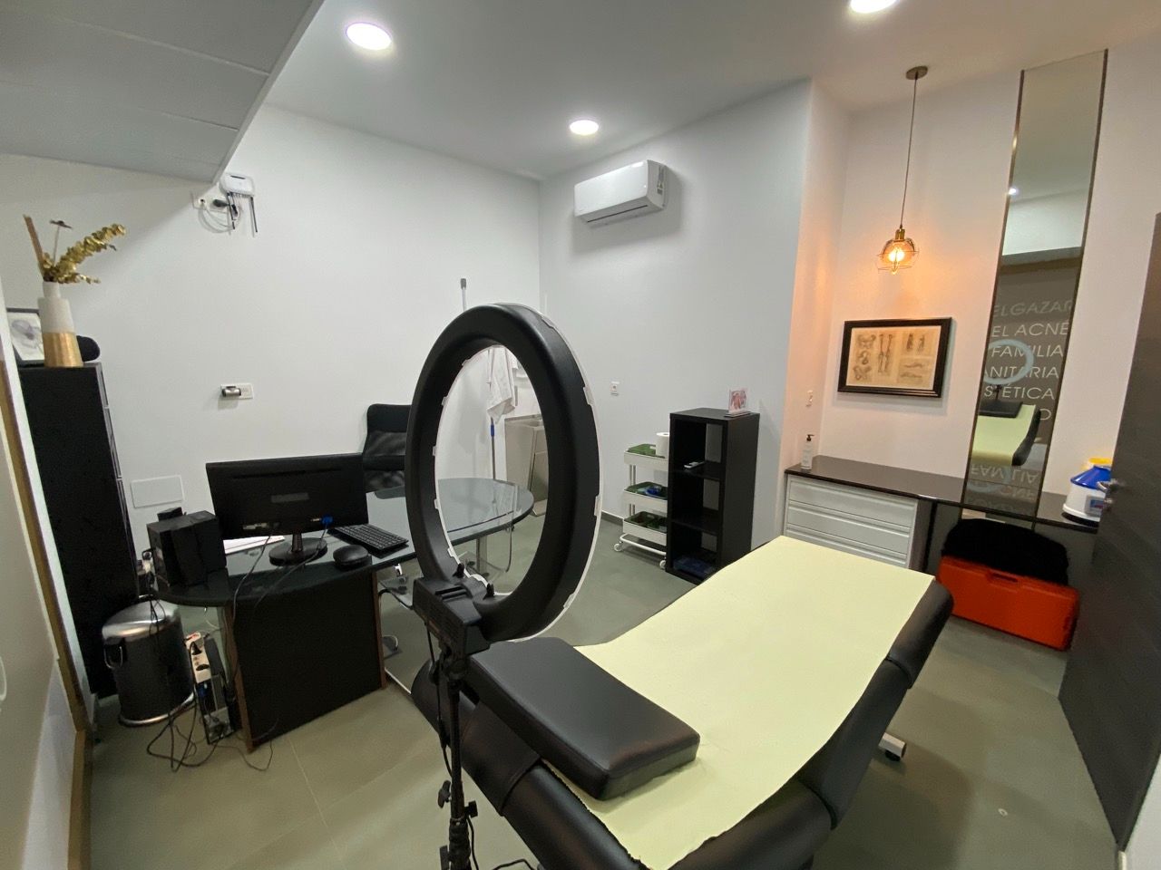 Premises for sale in Ciudad Real Capital  with Air Conditioner, Heating and Furnished