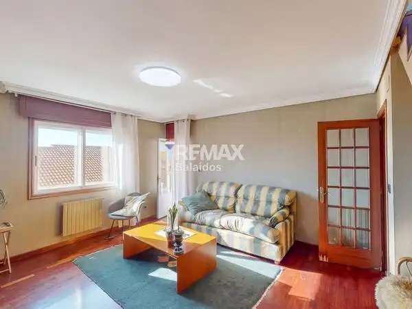 Schlafzimmer von Wohnung zum Verkauf in Redondela mit Heizung, Parkett und Terrasse