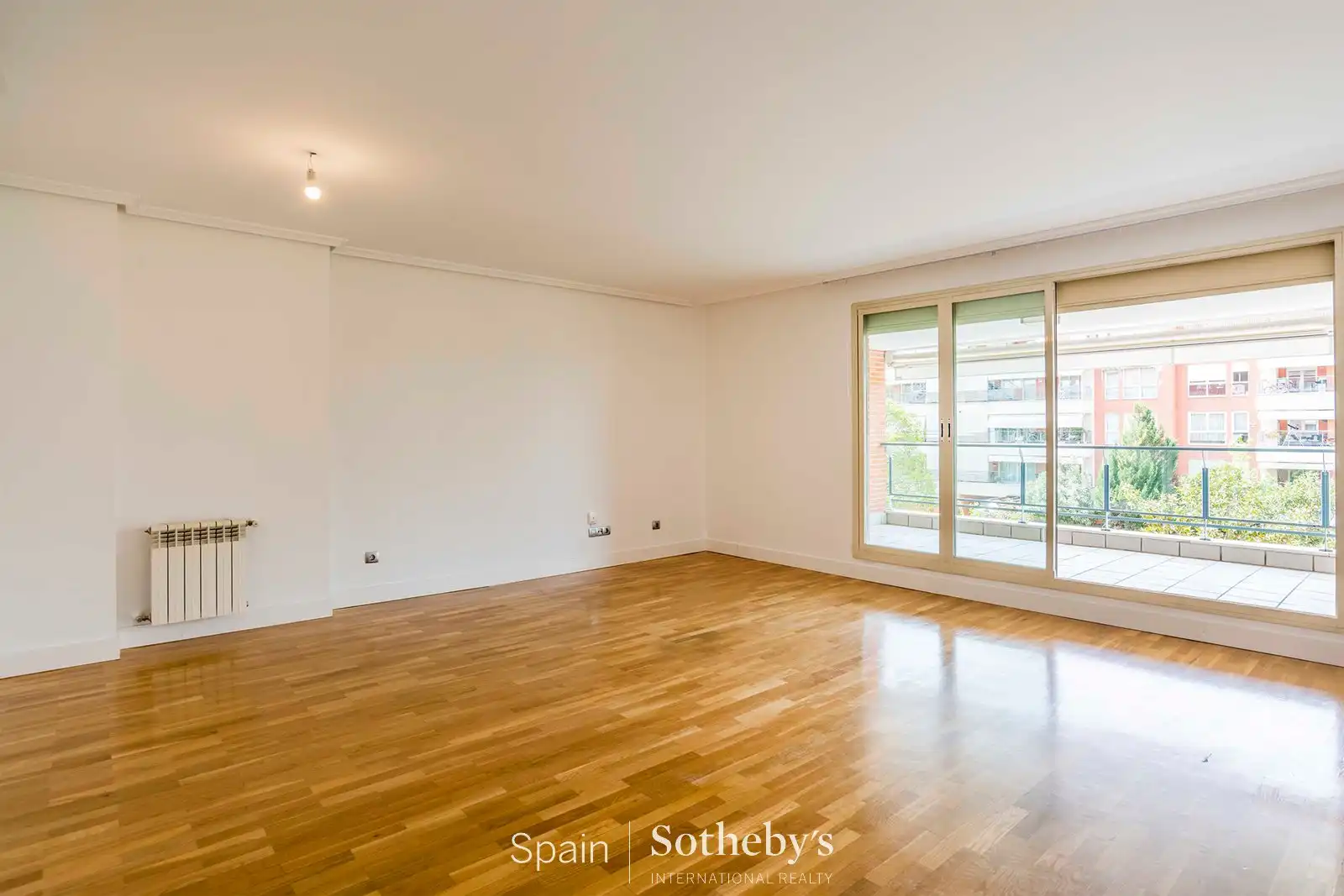 Sala d'estar de Apartament de lloguer en Pozuelo de Alarcón amb Aire condicionat, Calefacció i Terrassa