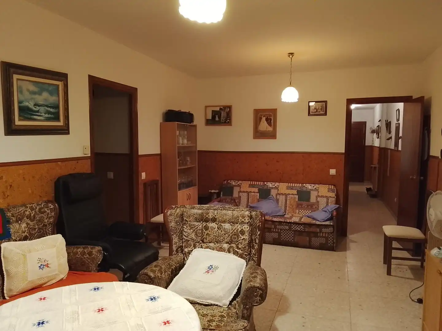 Sala d'estar de Pis en venda en Madrigal de la Vera amb Aire condicionat i Traster