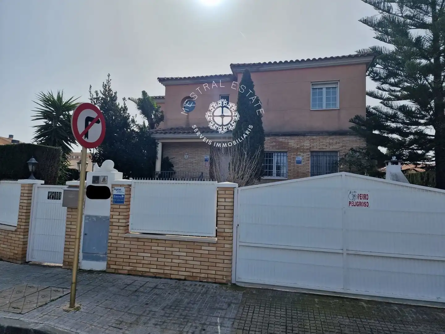 Villa avec piscine à vendre à Aristides Maiol