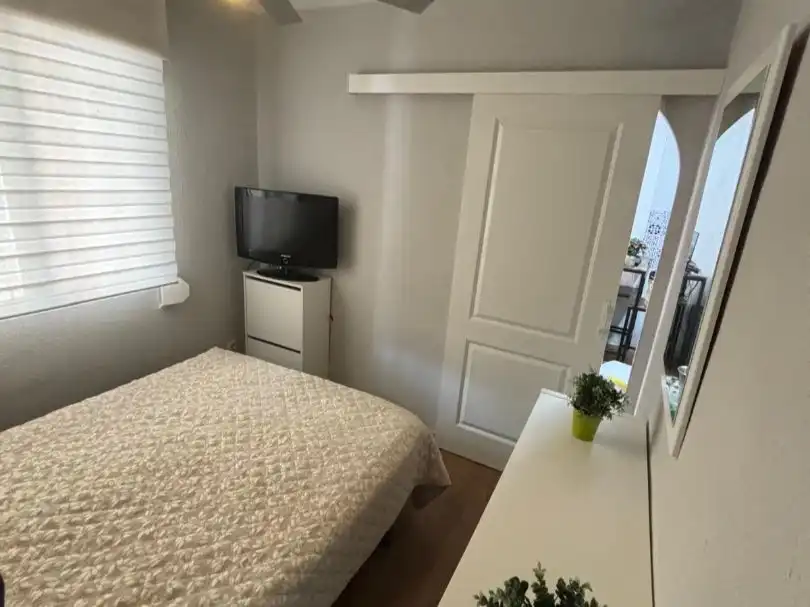 Semi-detached house with pool for sale in Avenida Laguna Azul 76, imagen 14