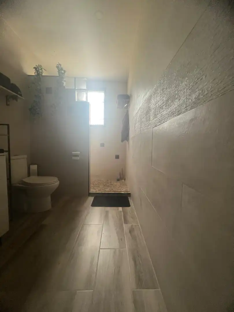 Badezimmer von Country house zum Verkauf in Riudoms