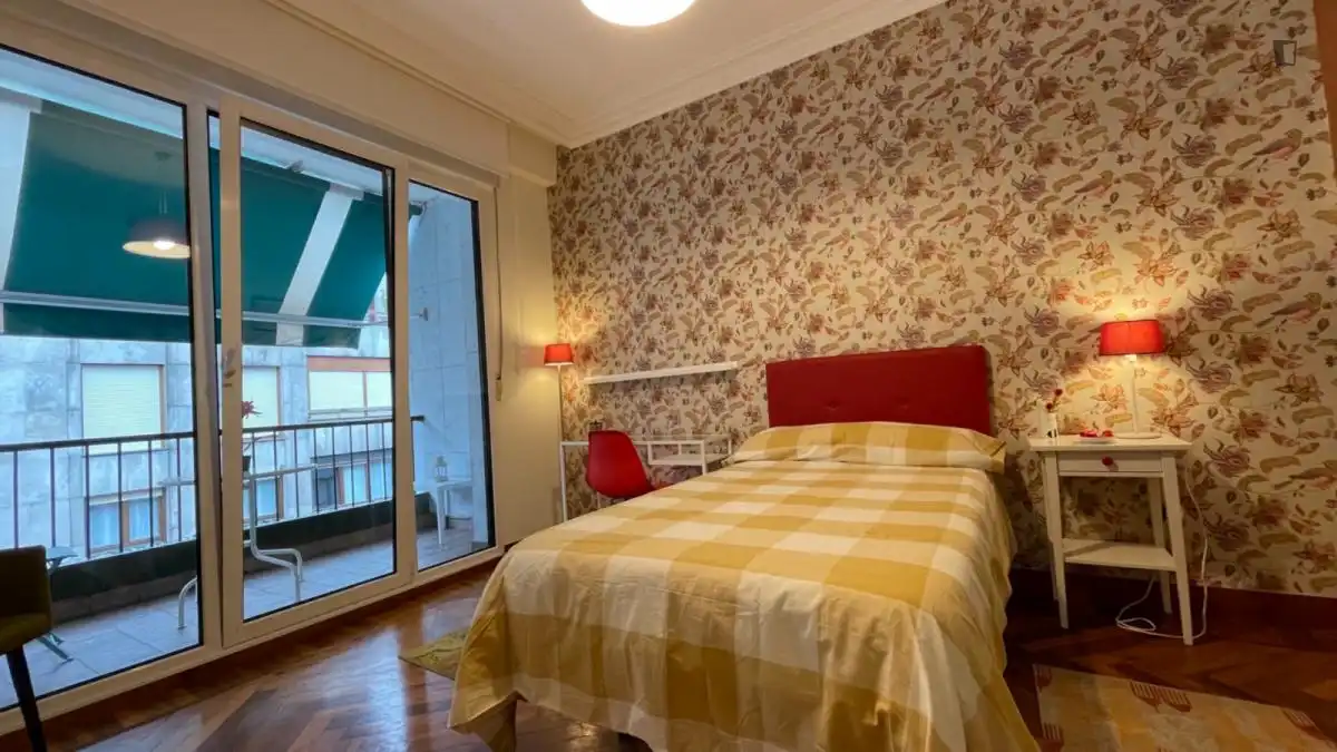 Room in Sabino Arana - Jesuitas