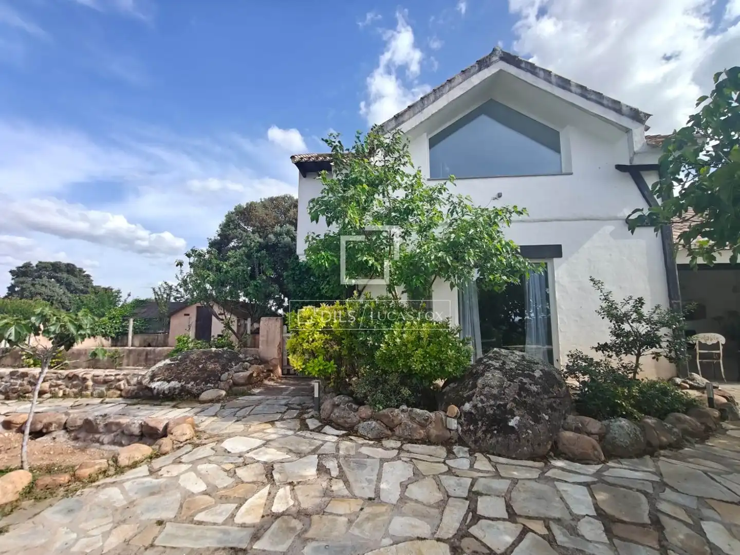 Vista exterior de Finca rústica en venda en Malpica de Tajo amb Aire condicionat, Traster i Piscina