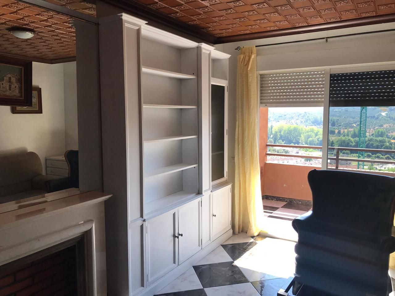 Flat to rent in Cayetano García Martín, Miralvalle - Av. Virgen del Puerto - La Data