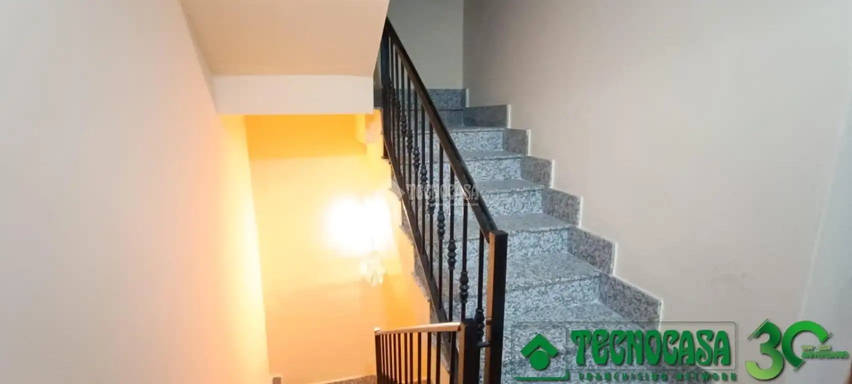 Casa adosada en venta en Las Mesas