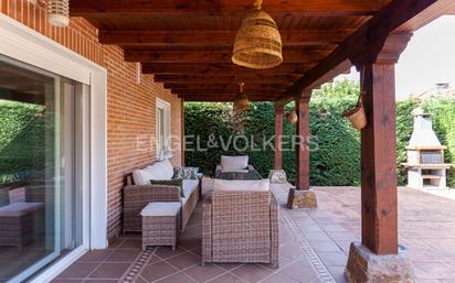 Terrace of House or chalet for sale in Camarma de Esteruelas  with Air Conditioner, Heating and Private garden