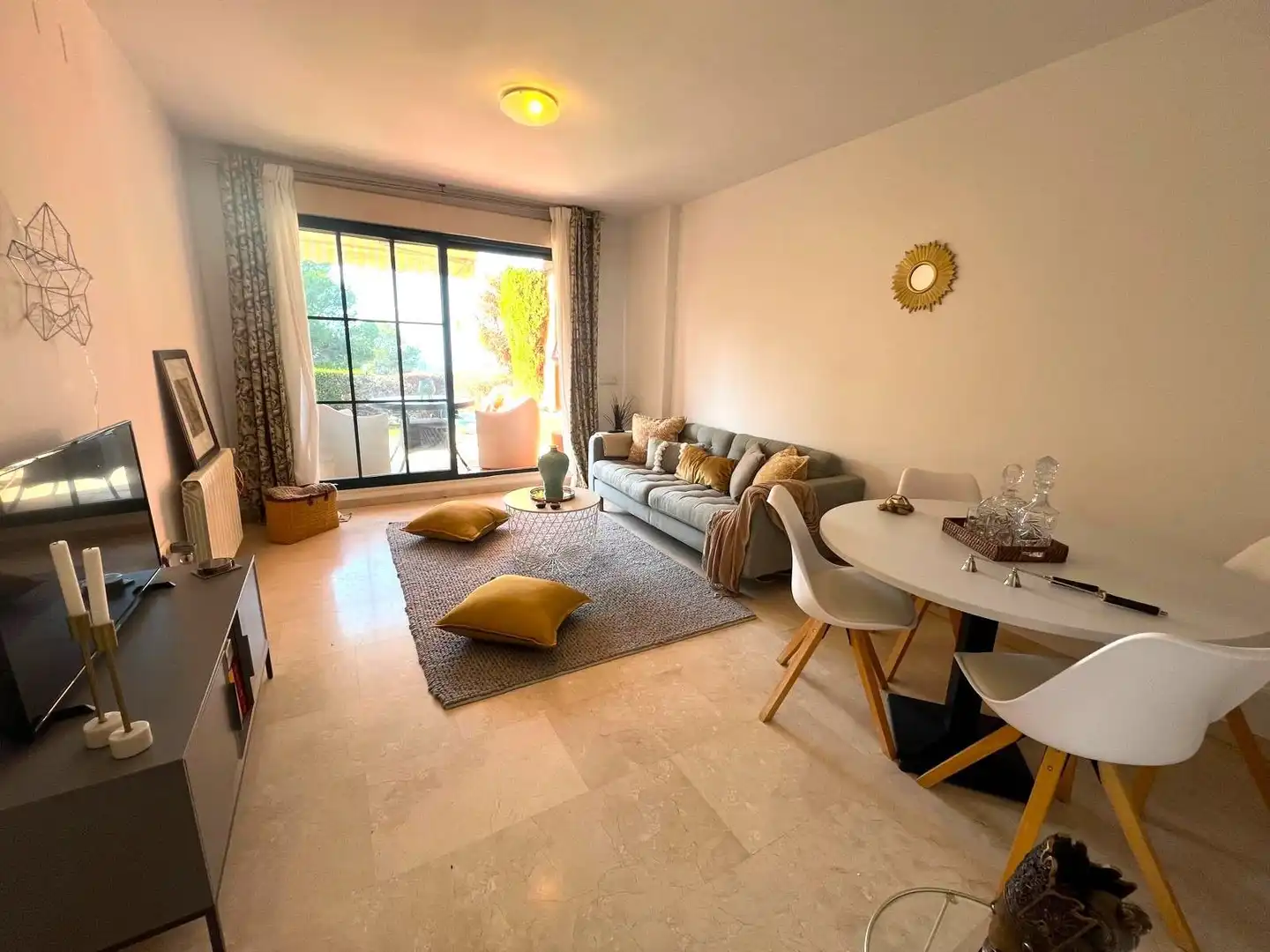 Appartement compact avec piscine à vendre à VIENA, imagen 2