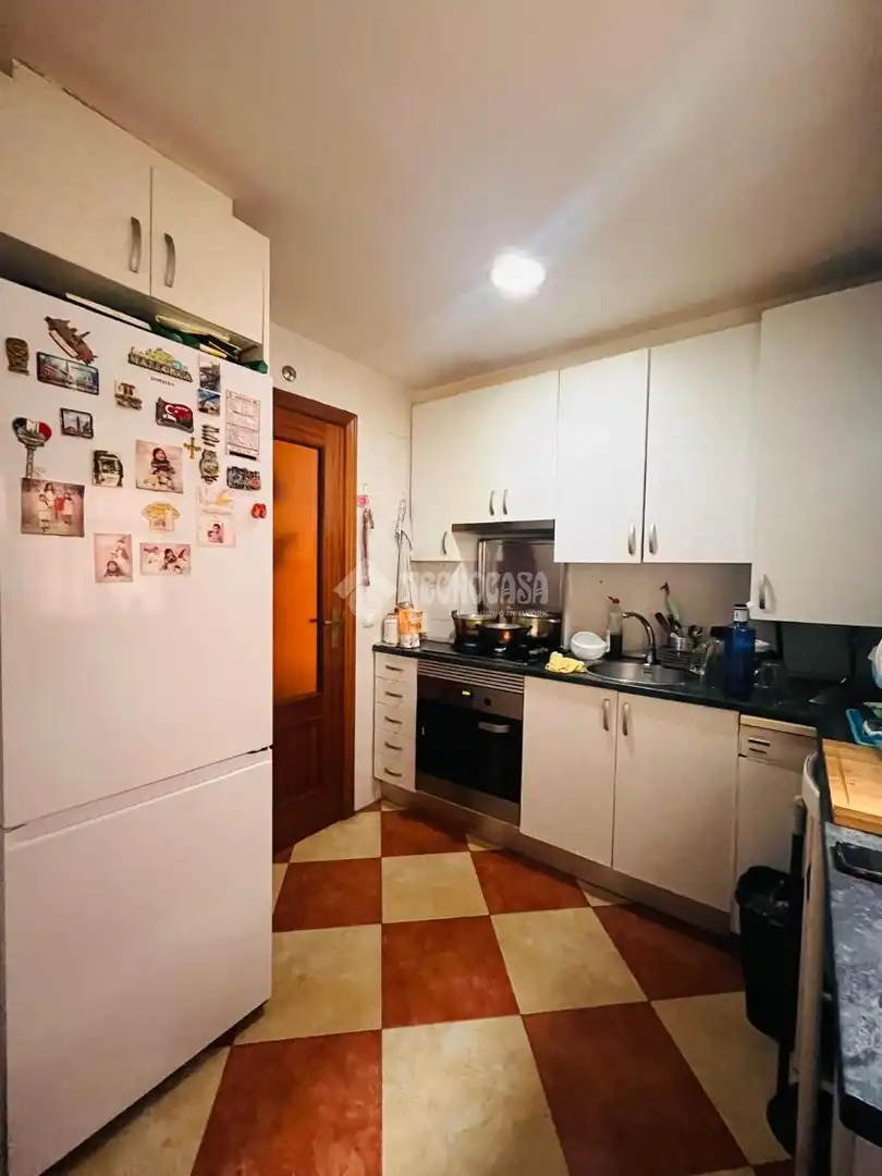 Küche von Wohnung zum Verkauf in Villa de Vallecas
