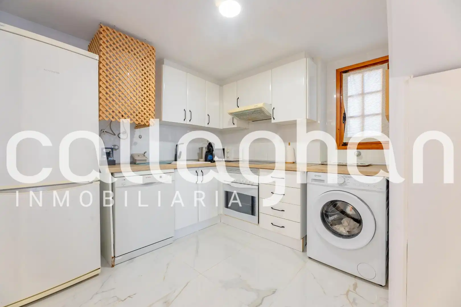 Duplex with terrace to rent in Avenida de la Huerta, imagen 6