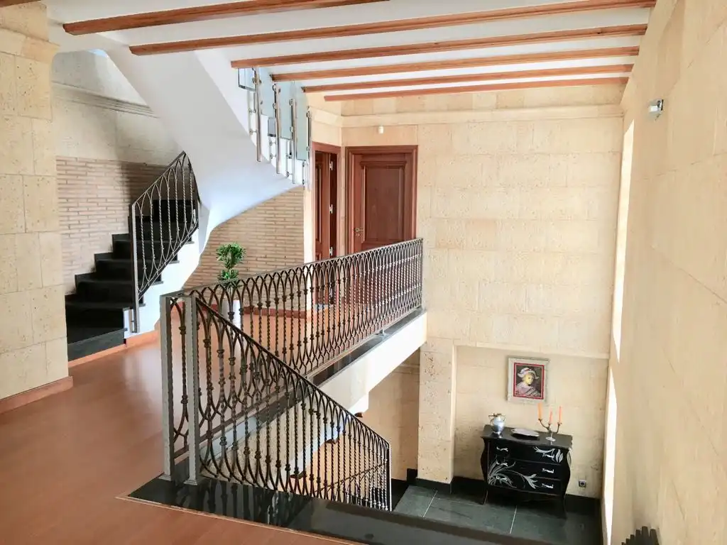 Chalet con piscina en venta en El Faro, imagen 9