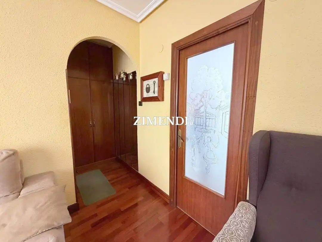 Piso en venta en Berriz con Calefacción, Trastero y Amueblado