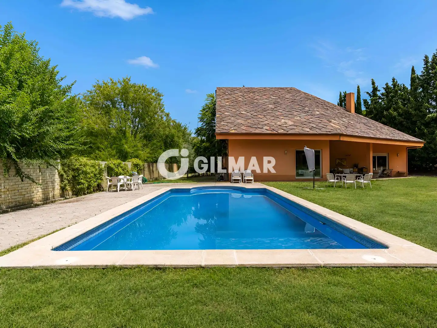 Detached house with pool for sale in Somosaguas, imagen 9