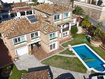 Villa avec balcon à vendre à Torremuelle