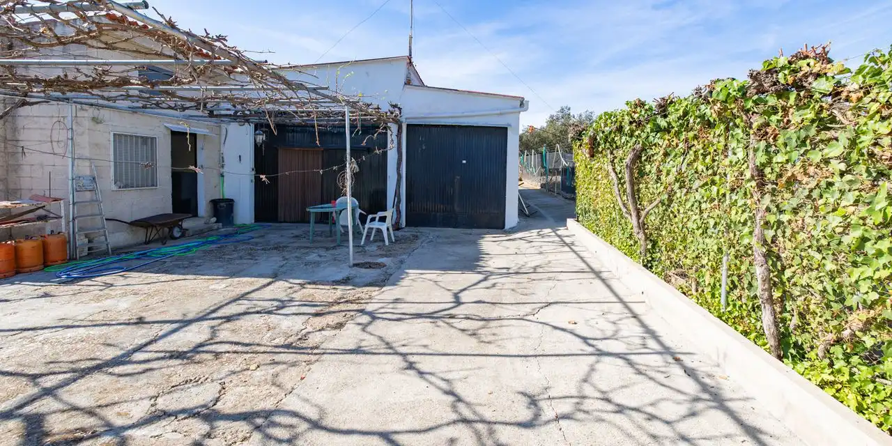 Jardí de Casa o xalet en venda en Villa del Prado amb Calefacció, Jardí privat i Terrassa