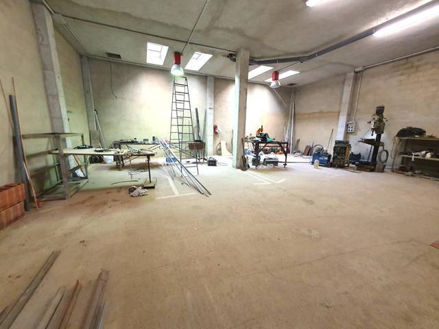 Local comercial en Venta en Calle BAILEN en Zona Campus Universitario