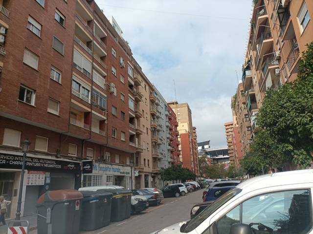 Piso en Venta en Carrer de Caravaca en Mestalla