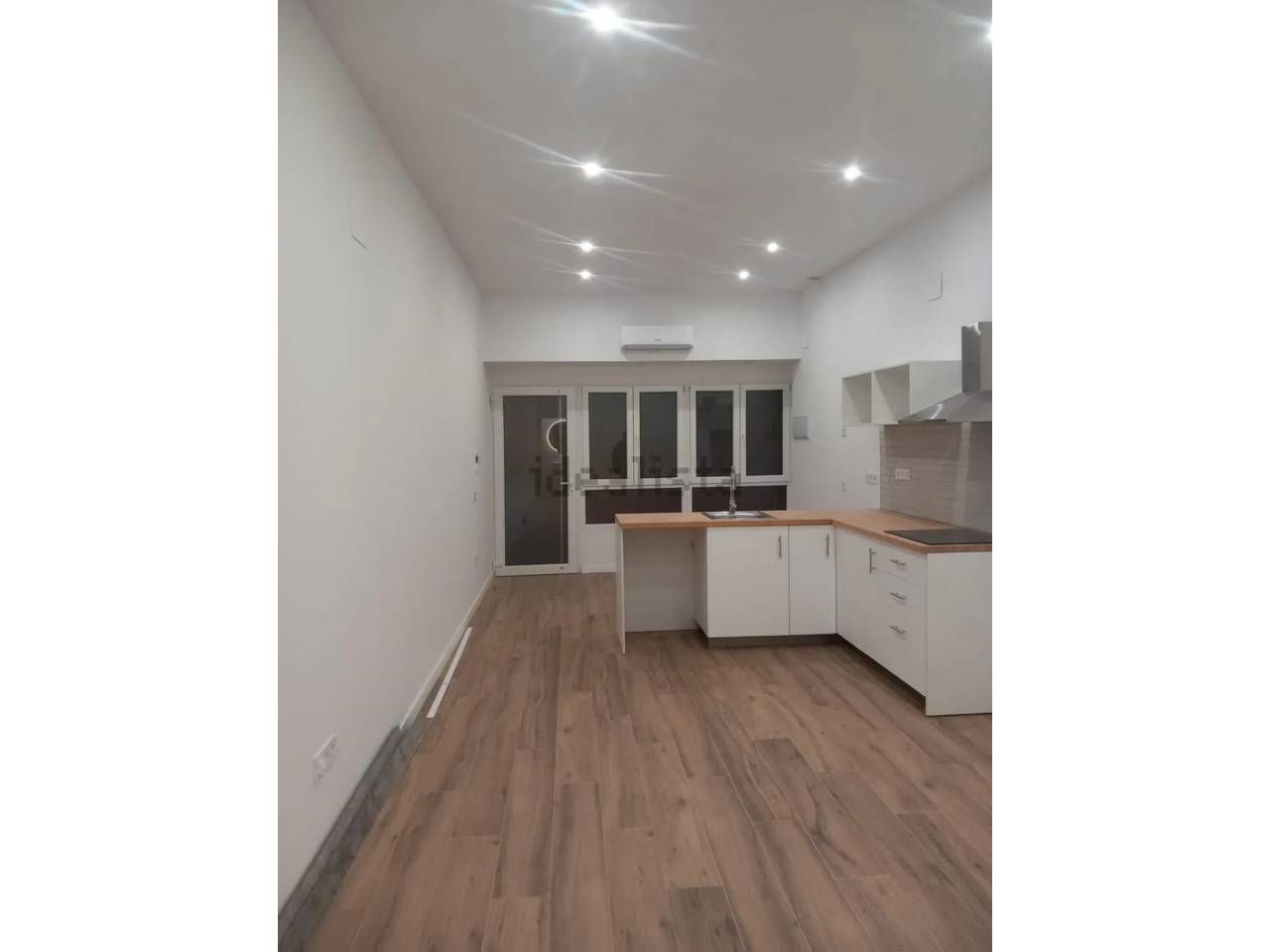 Study for sale in Calle Gran Via de les Corts Catalanes, 1152, Provençals del Poblenou