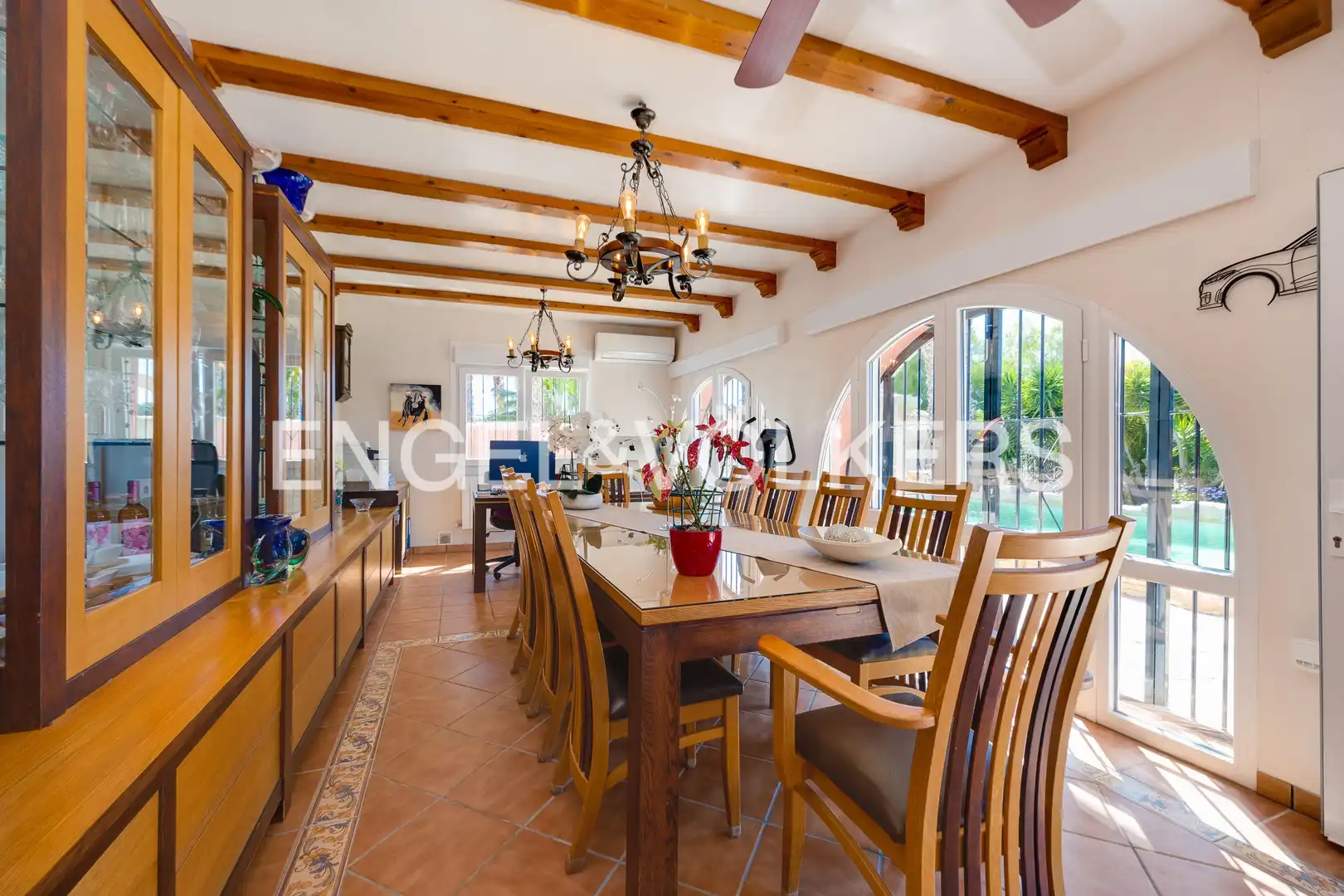 Comedor de Casa o chalet en venta en Daya Vieja con Aire acondicionado, Calefacción y Jardín privado