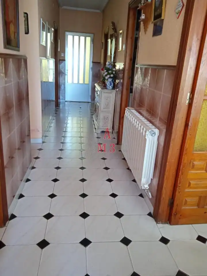 Houses for sale in Luyego  with Heating, Private garden and Terrace
