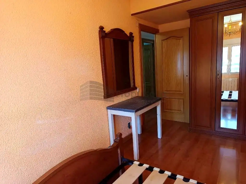 Flat for sale in De Oriente, Barrio de Delicias