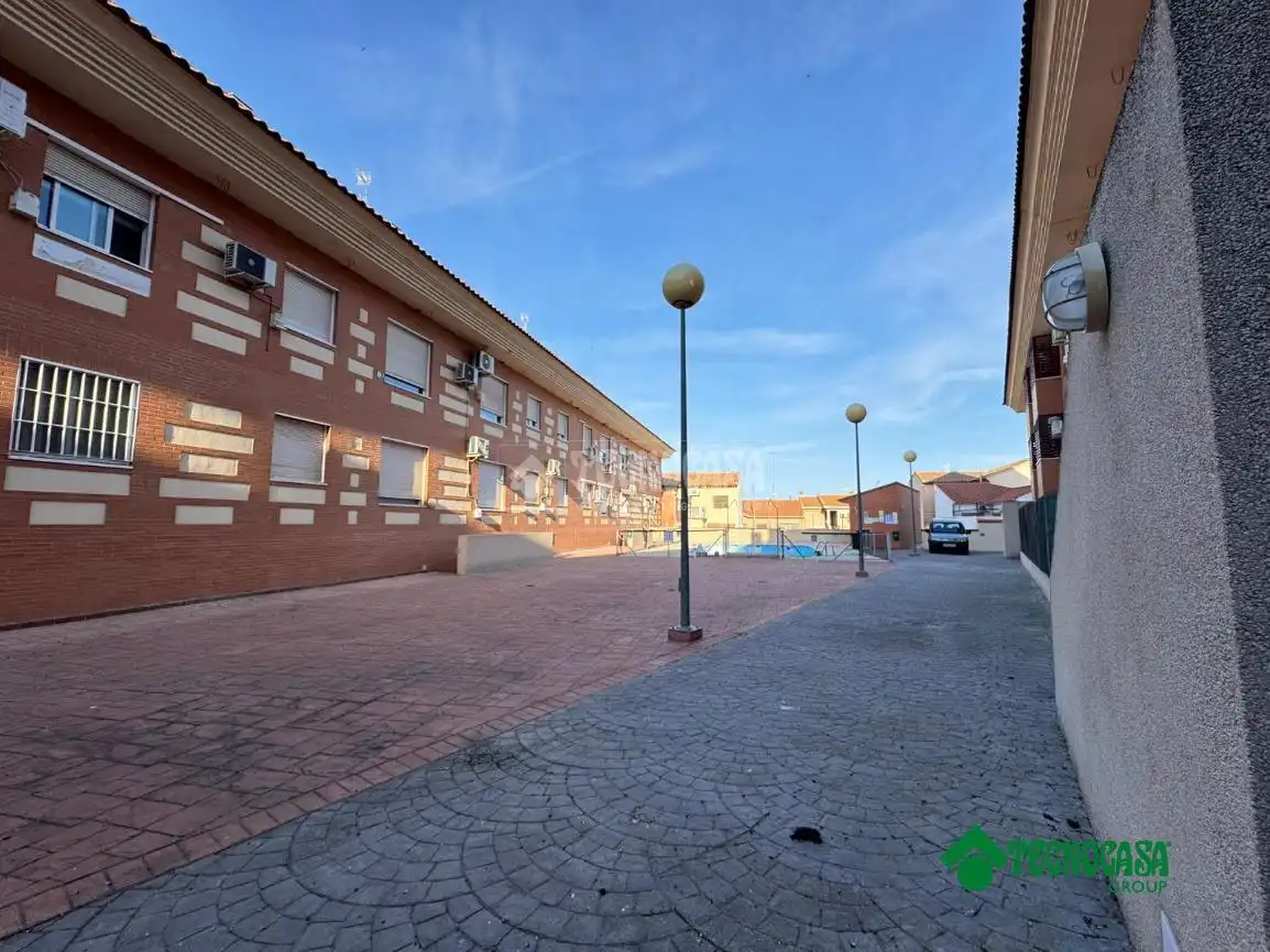 Vista exterior de Pis en venda en Gerindote amb Aire condicionat, Terrassa i Balcó