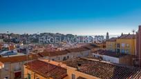 Vista exterior de Àtic en venda en Canet de Mar amb Aire condicionat, Terrassa i Balcó