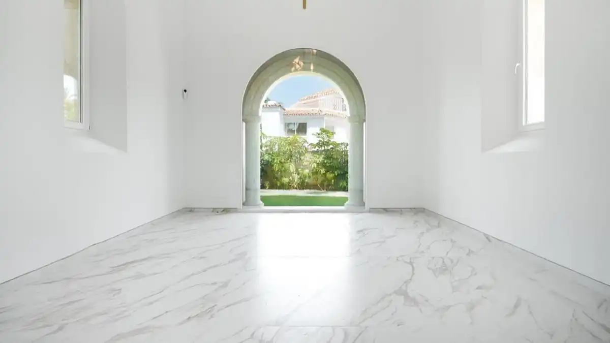 Houses for sale in Marbella  with Air Conditioner, Private garden and Terrace