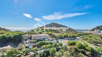 Vista exterior de Àtic en venda en Alicante / Alacant amb Aire condicionat, Terrassa i Balcó
