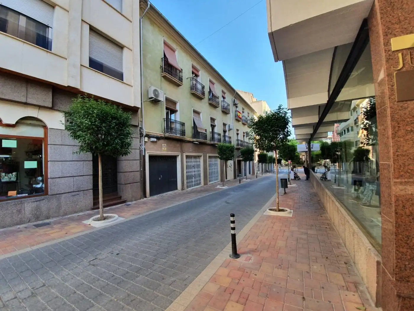 Vista exterior de Pis en venda en Jumilla amb Balcó