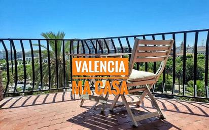 Exterior view of Flat for sale in  Valencia Capital  with Air Conditioner, Heating and Terrace