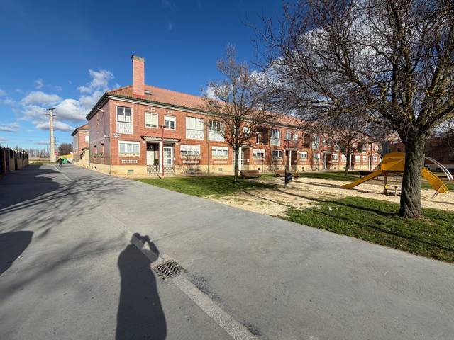 Garaje en Venta en Calle de los Dados en La Overuela