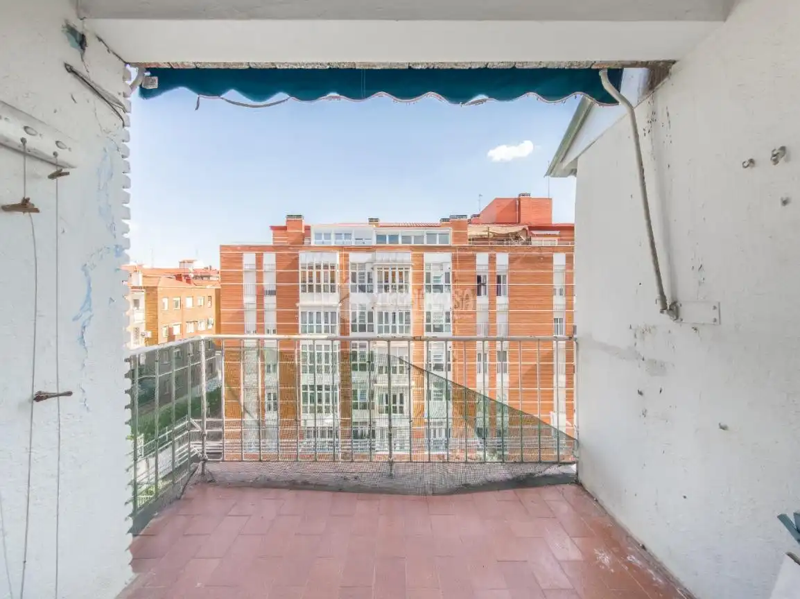 Terraza de Piso en venta en Madrid con Calefacción, Terraza y Balcón