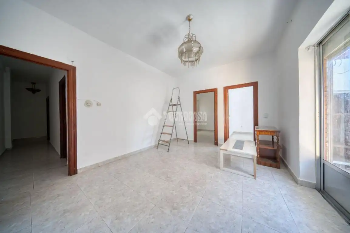 Piso con balcón en venta en Delicias, imagen 2