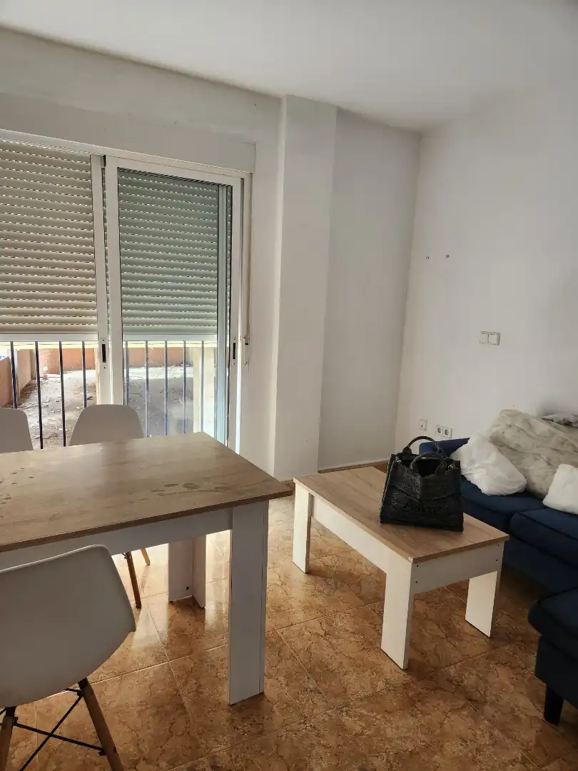 Flat for rent in Calle Sevilla Moreno, 20, Centro