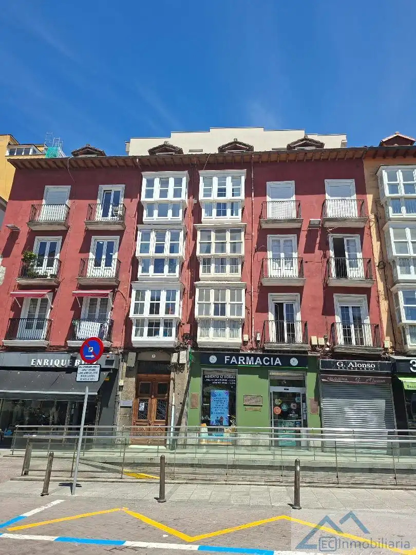 Piso con terraza en venta en Esperanza