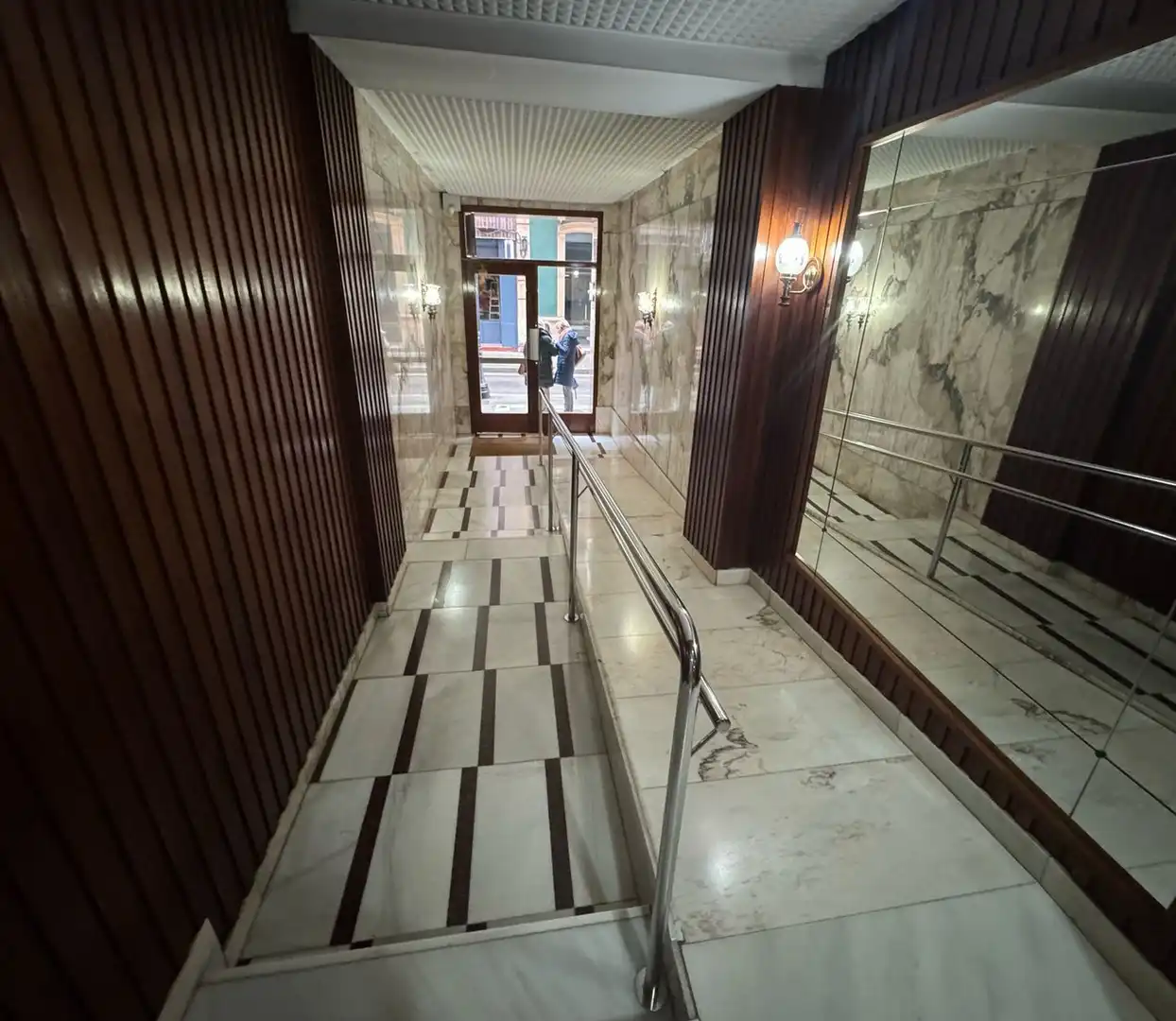 Piso en venta en Gijón  con Calefacción y Parquet