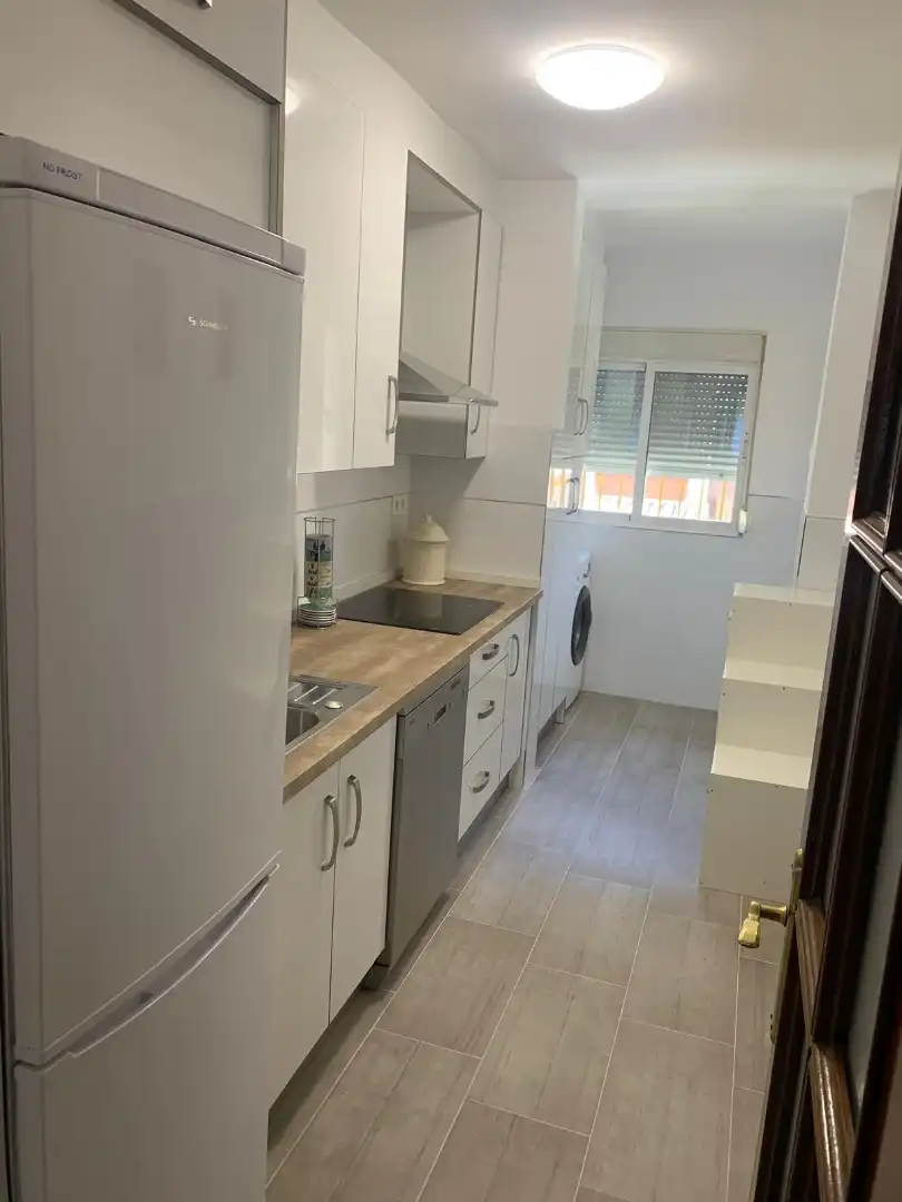 Wohnung zur Miete in Calle Matilde de La Torre, imagen 3