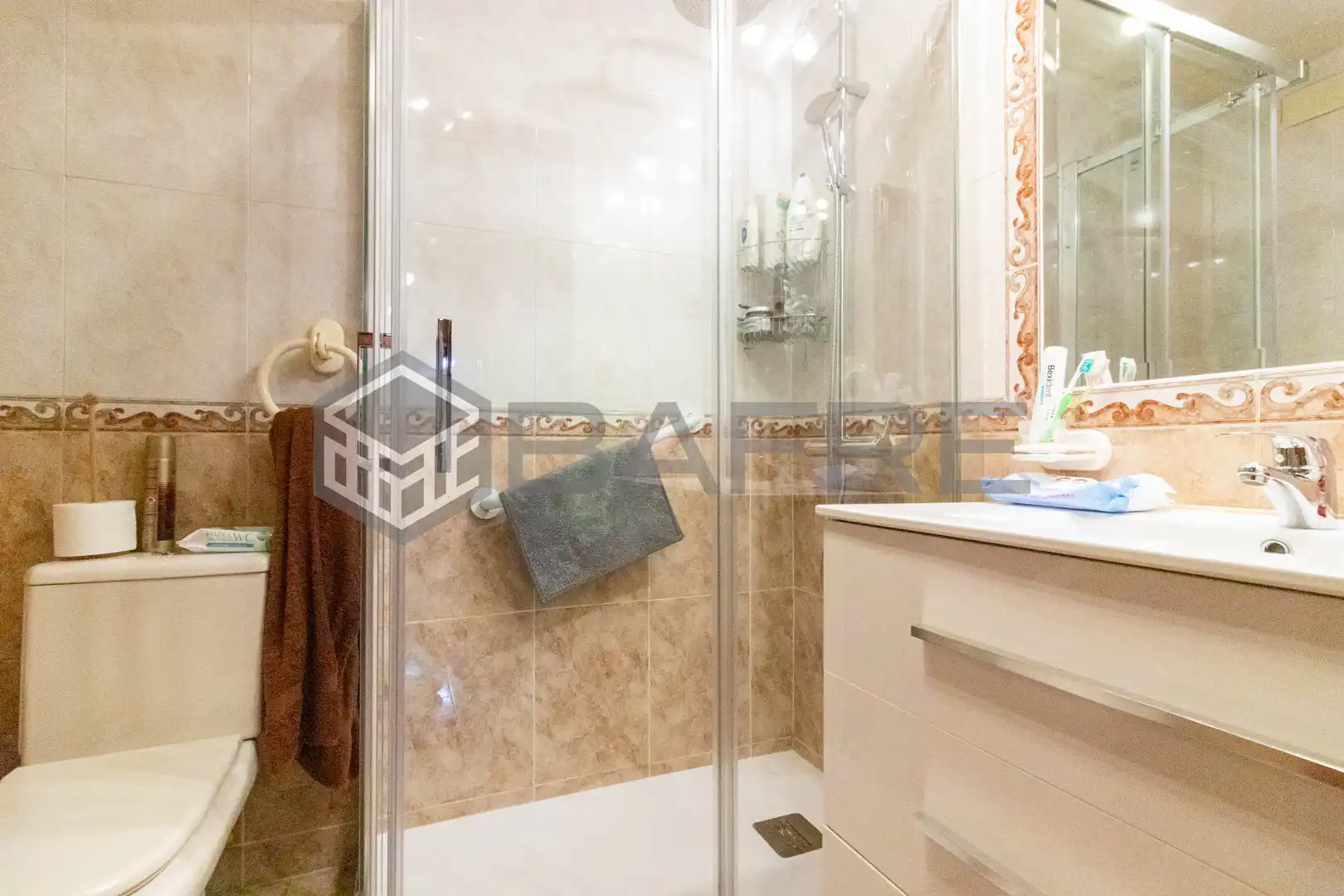 Bathroom of Flat for sale in Madrid  with Air Conditioner