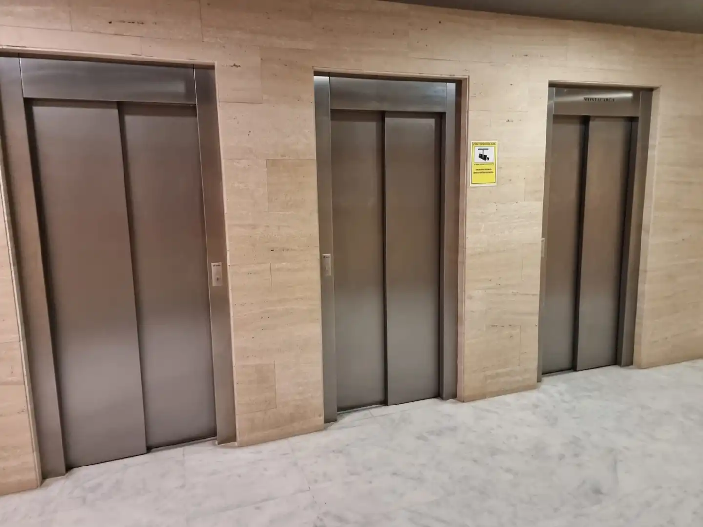 Office space with lift to rent in Pisa, imagen 12